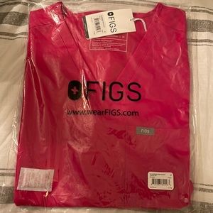 BNWT - Figs Catarina One Pocket Top